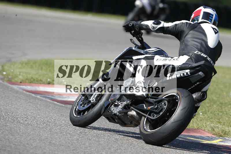 /44 09.08.2025 Plüss Moto Sport ADR/Einsteiger/45